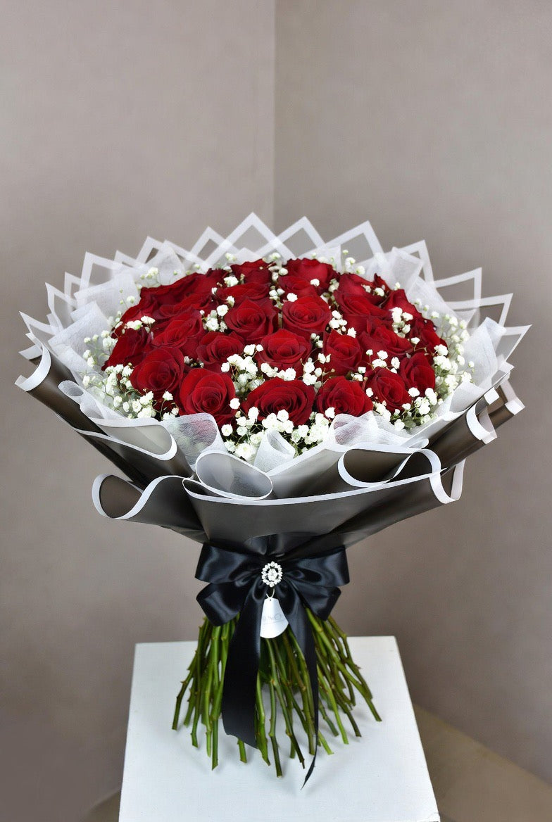 Classic Red Roses Bqt